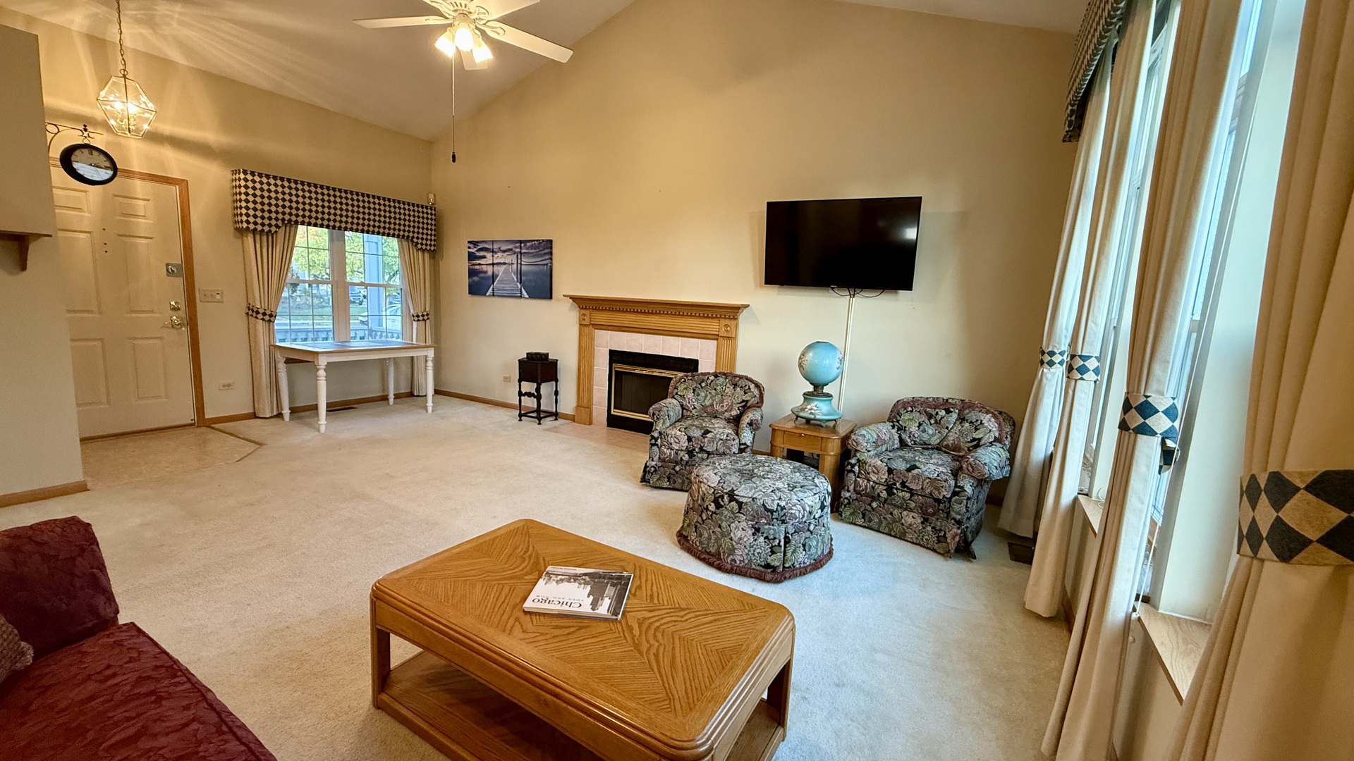 2075 Longwood Court, Romeoville, IL 60446