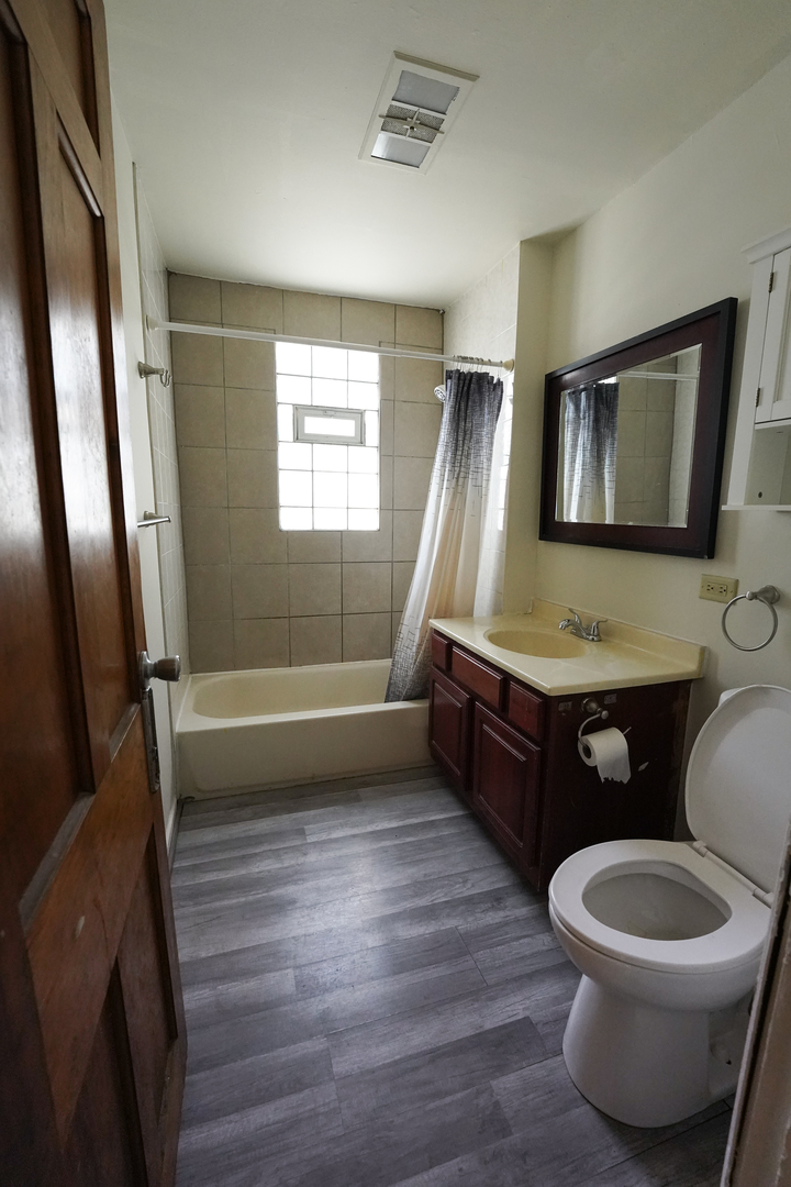 2521 Orchard Street, Blue Island, IL 60406