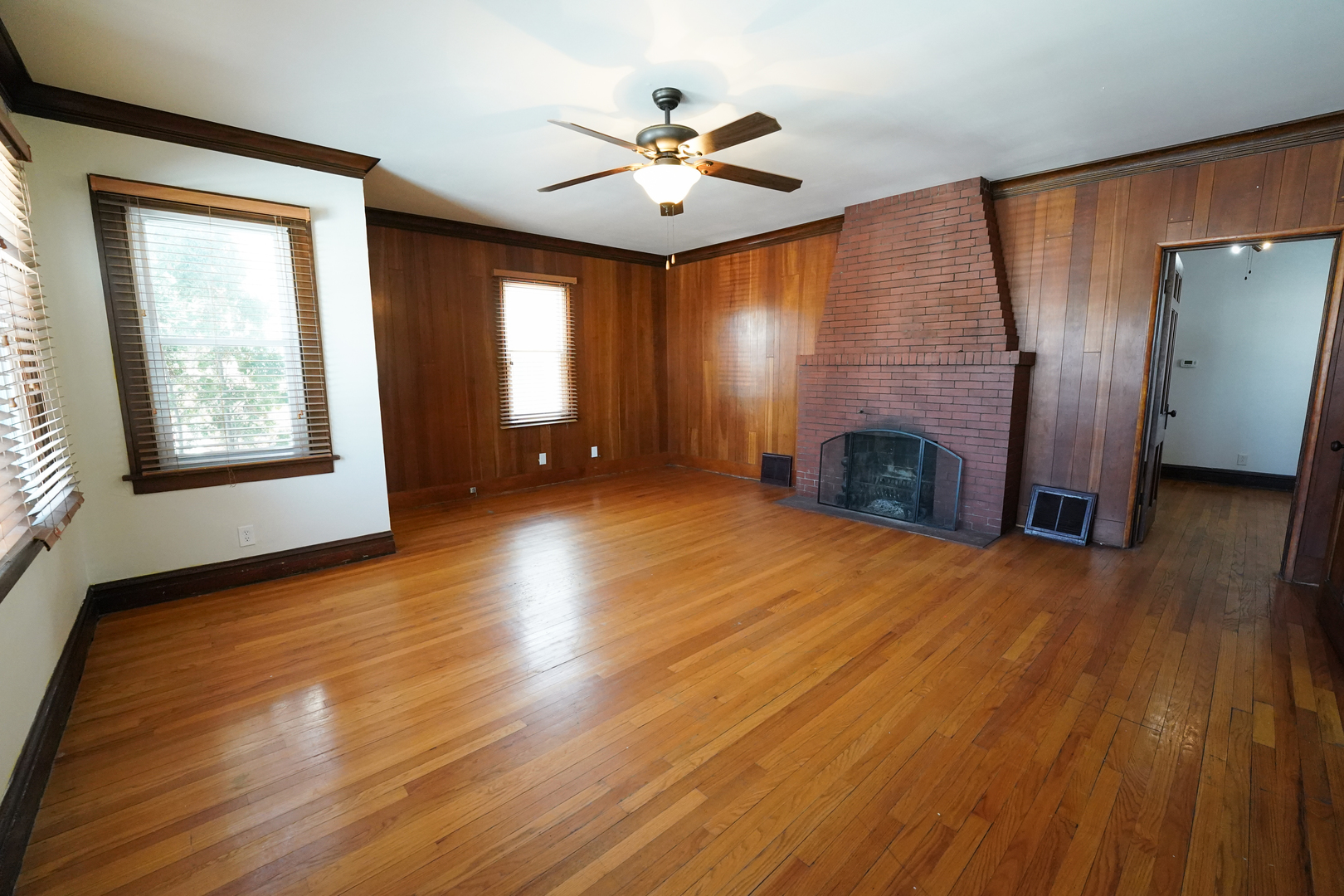 2521 Orchard Street, Blue Island, IL 60406