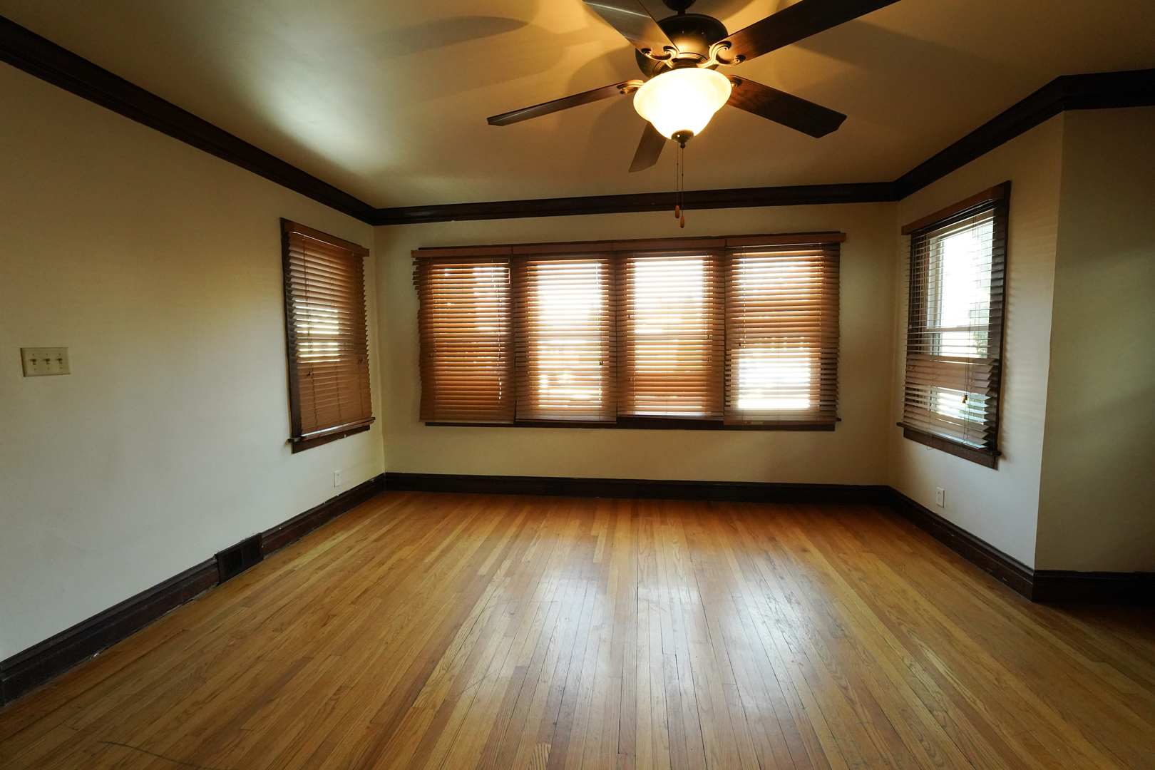 2521 Orchard Street, Blue Island, IL 60406