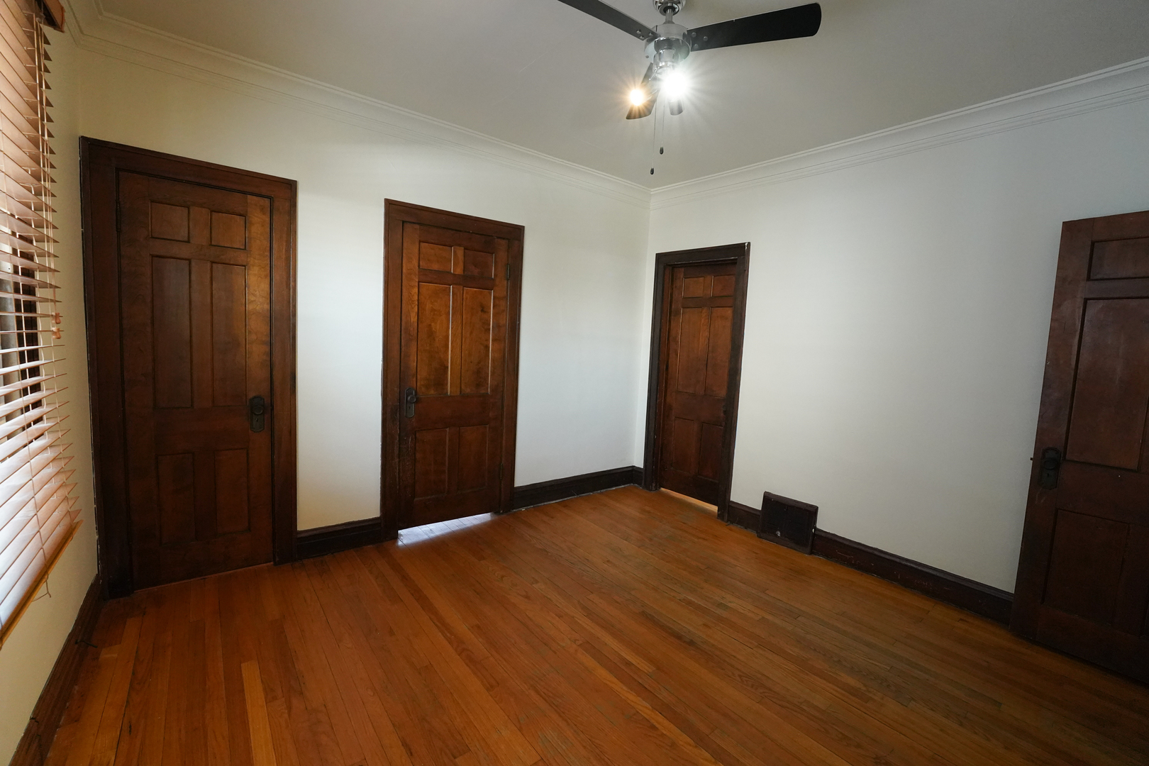 2521 Orchard Street, Blue Island, IL 60406