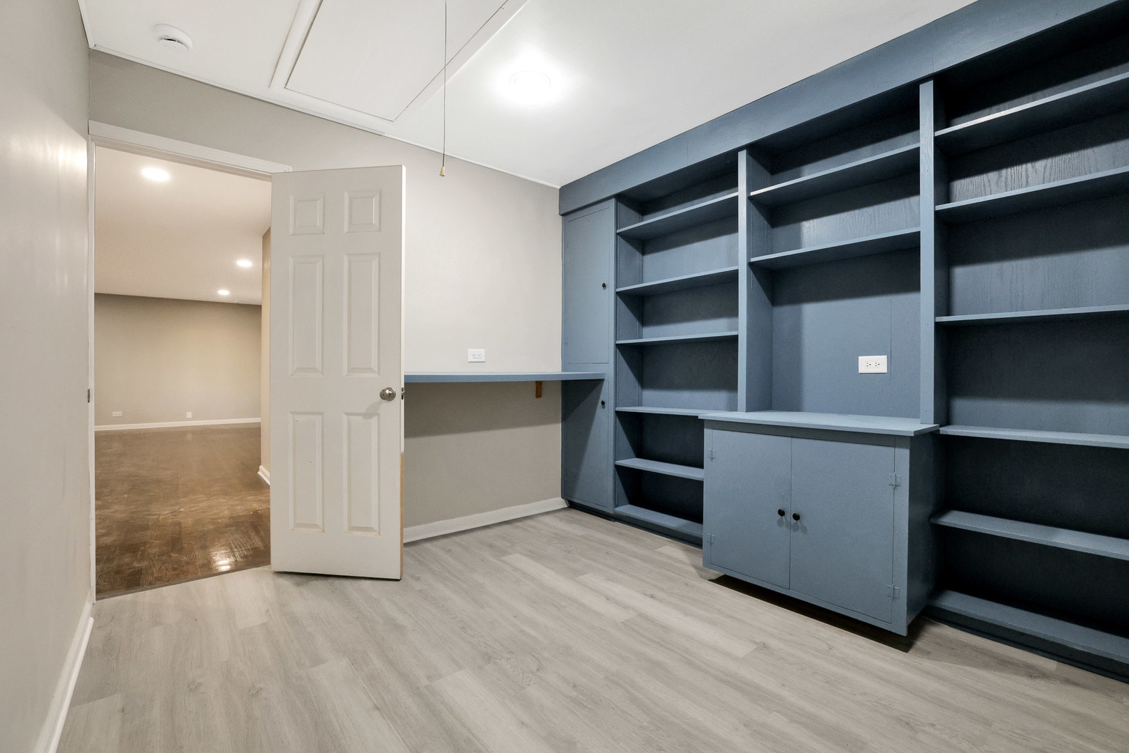 Hoffman Estates, IL 60169