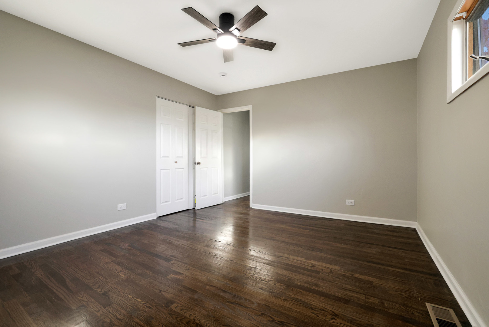 Hoffman Estates, IL 60169