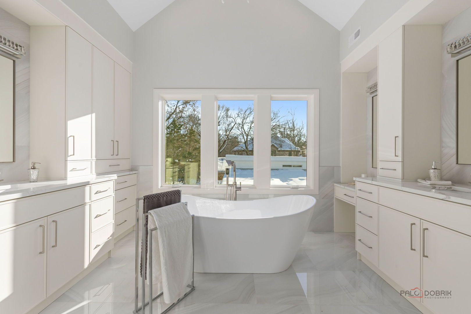 408 Beverly Drive, Wilmette, IL 60091