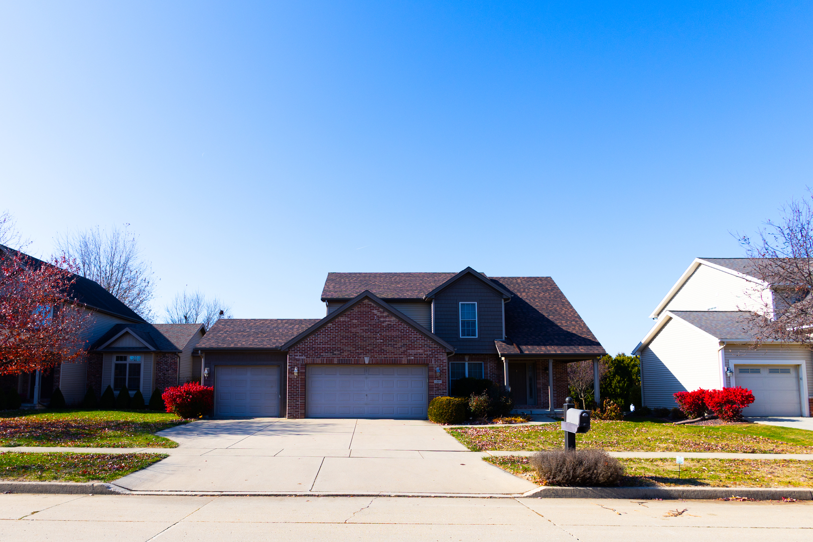 1307 Longford Lane, Bloomington, IL 61704