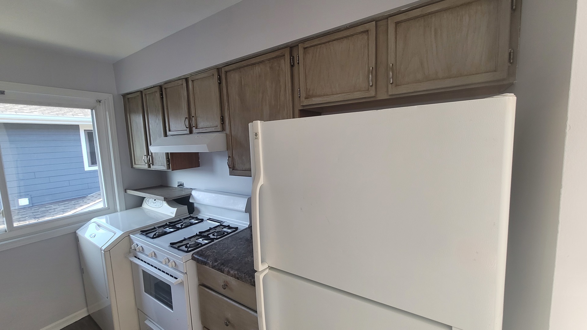 6084 Fremont Drive #6084, Hanover Park, IL 60133