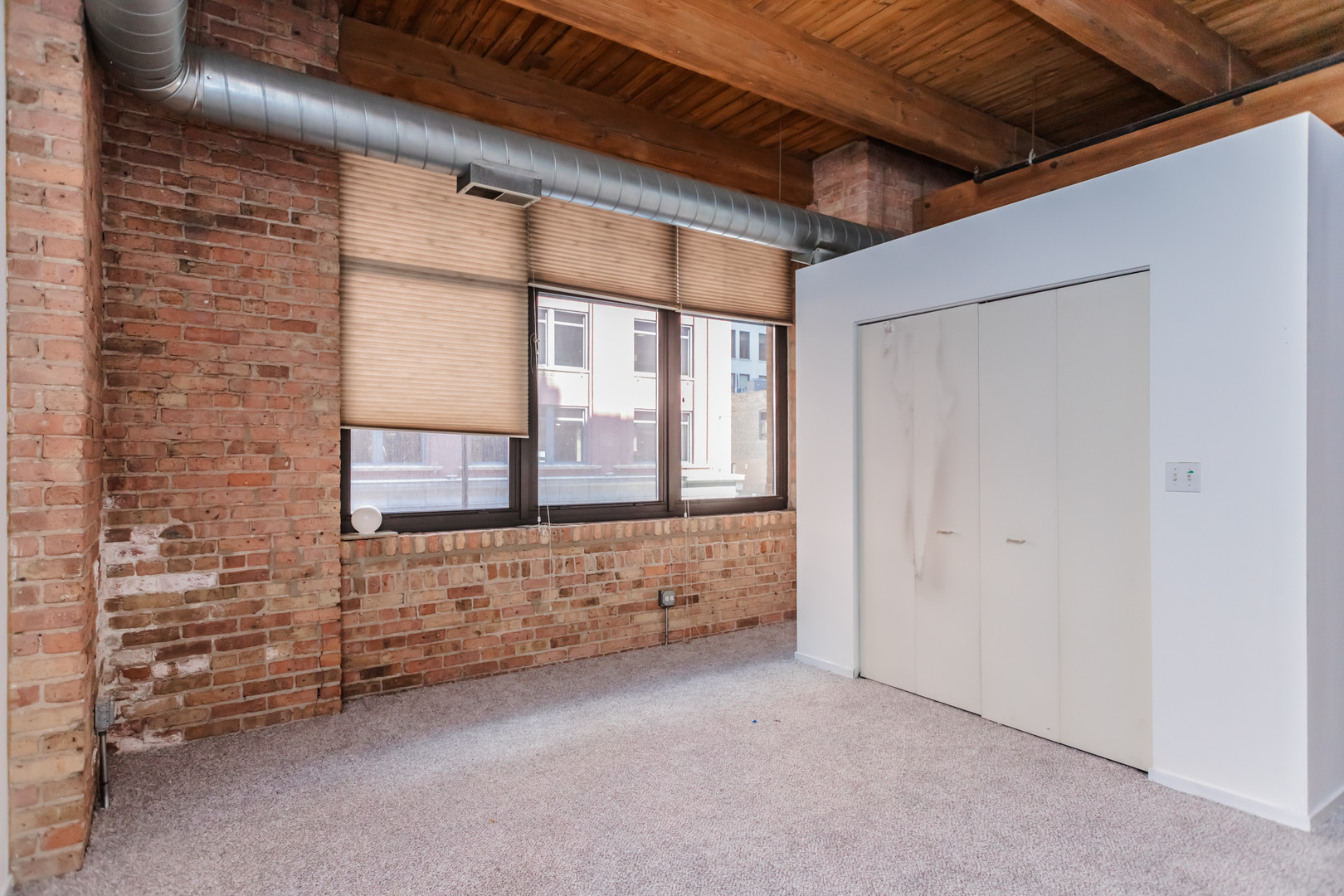 625 W Jackson Boulevard #212, Chicago, IL 60661