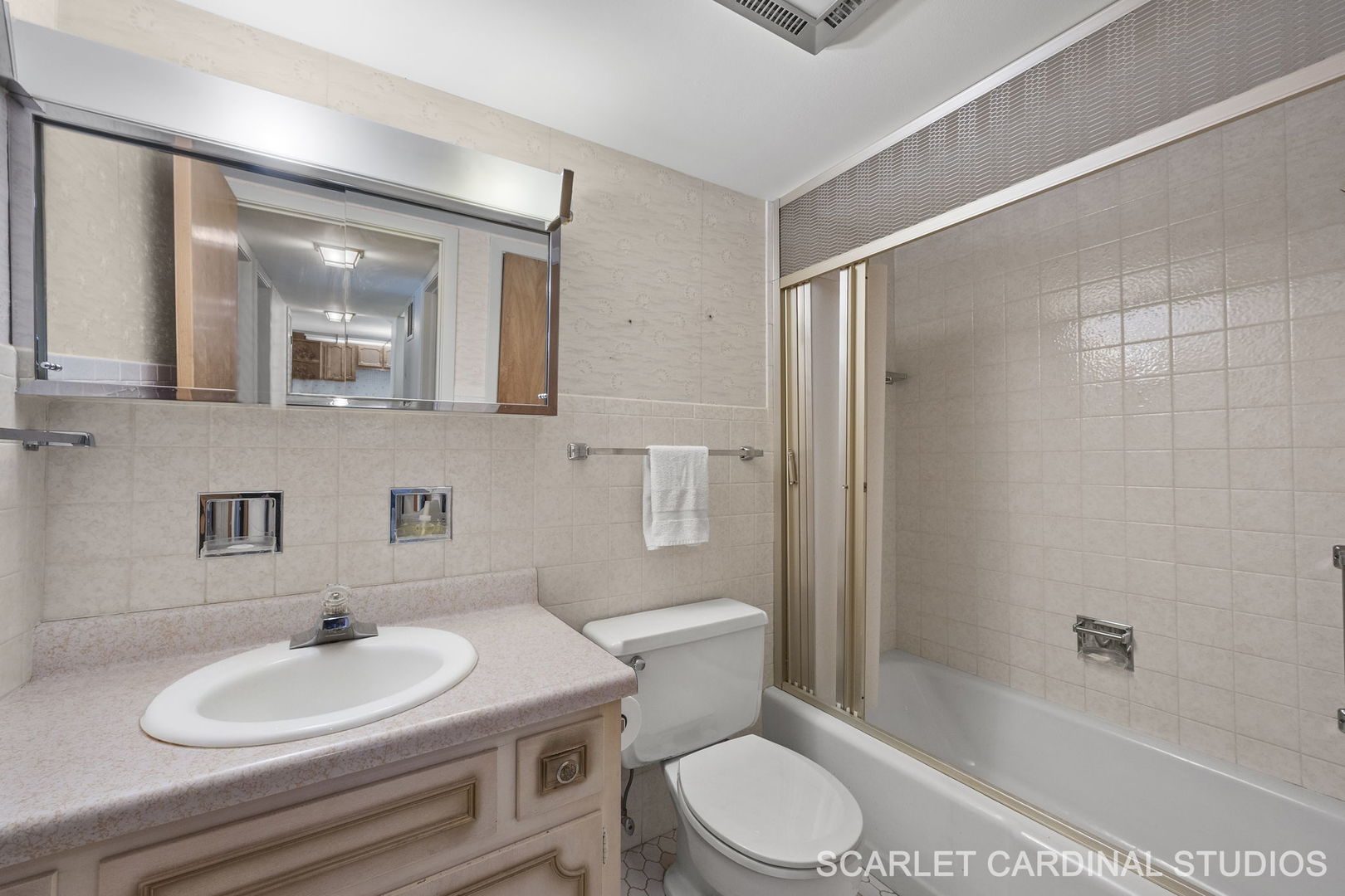 5540 Walnut Avenue #7B, Downers Grove, IL 60515