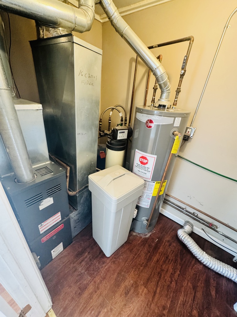 37113 N Loretto Avenue, Lake Villa, IL 60046