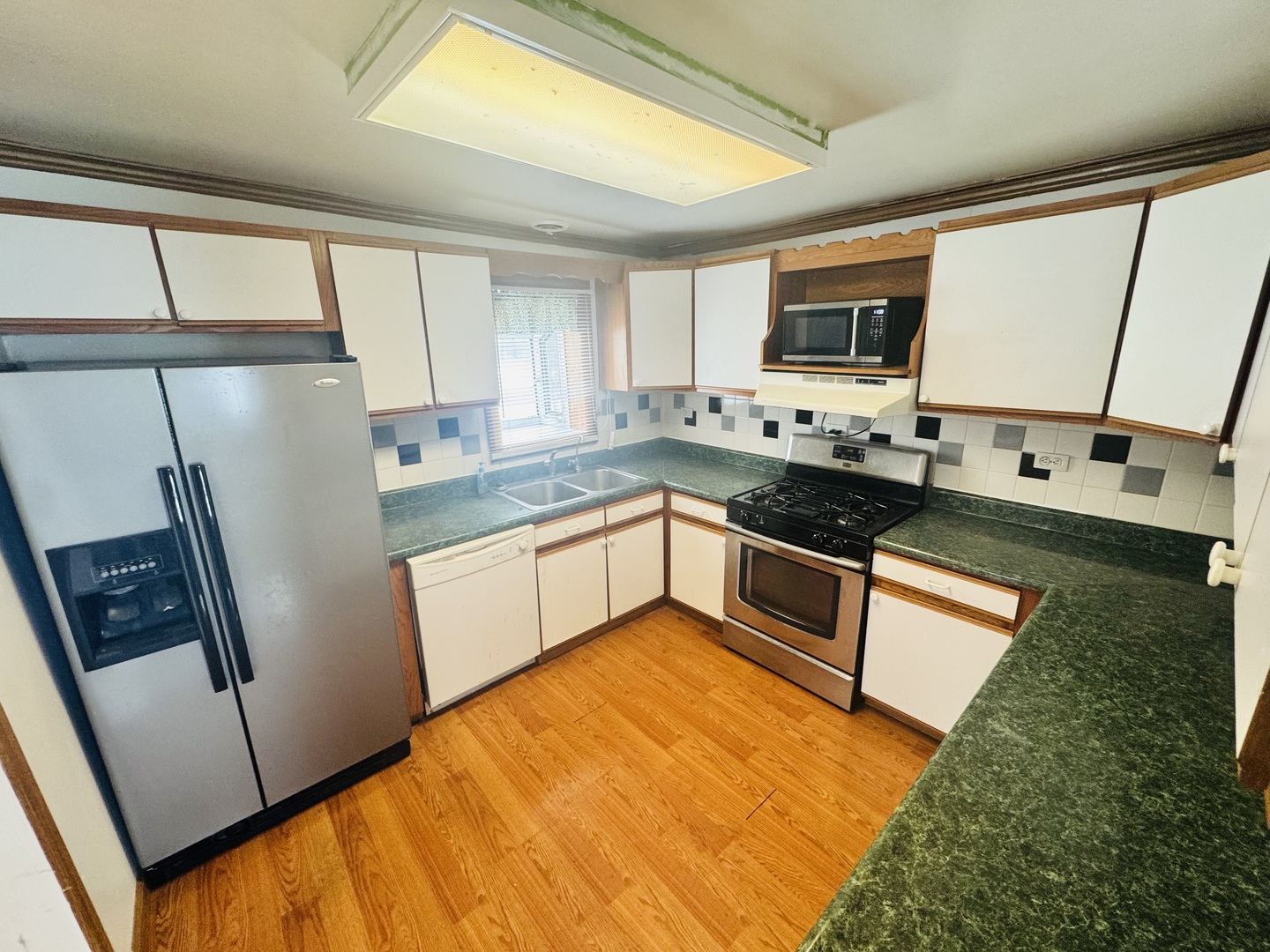 37113 N Loretto Avenue, Lake Villa, IL 60046