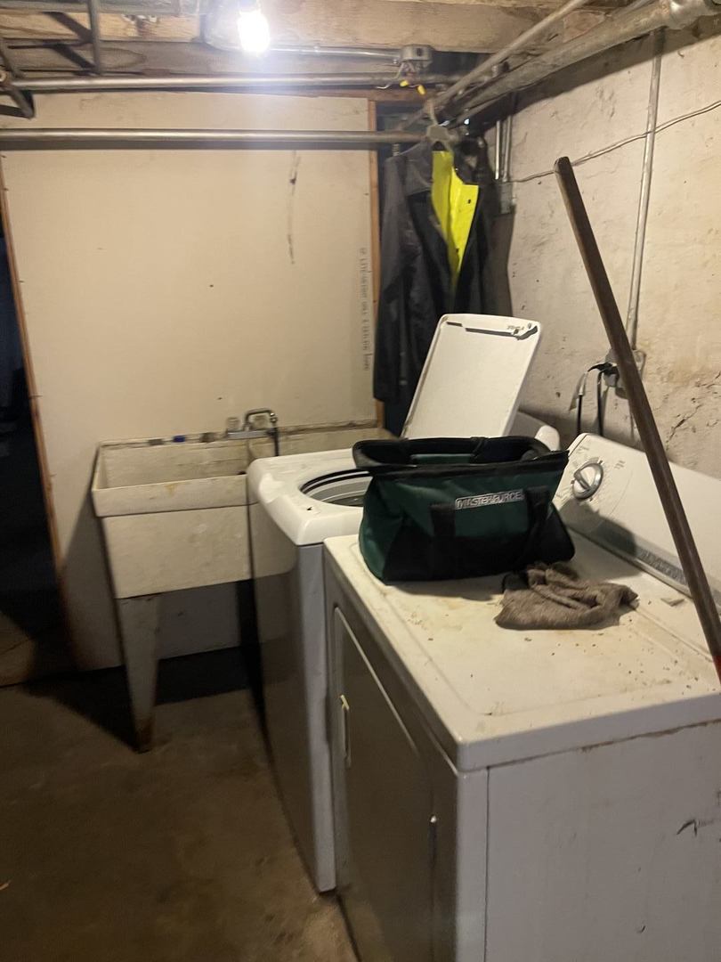 15616 Loomis Avenue, Harvey, IL 60426