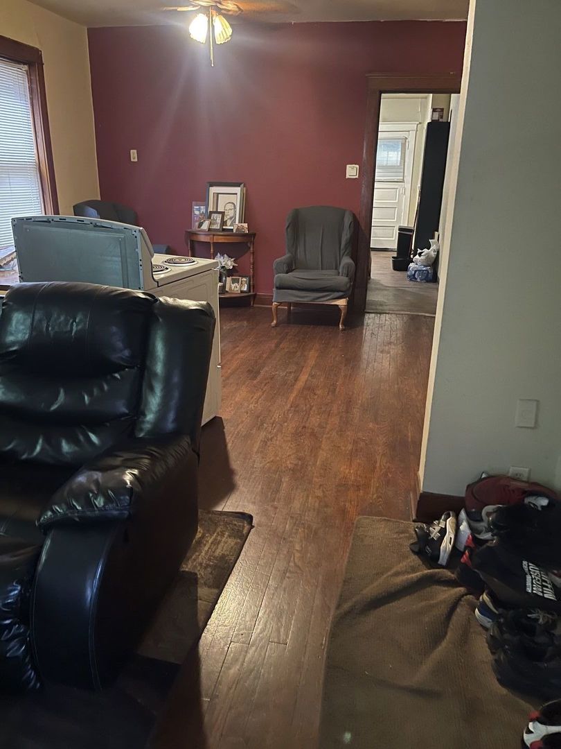 15616 Loomis Avenue, Harvey, IL 60426