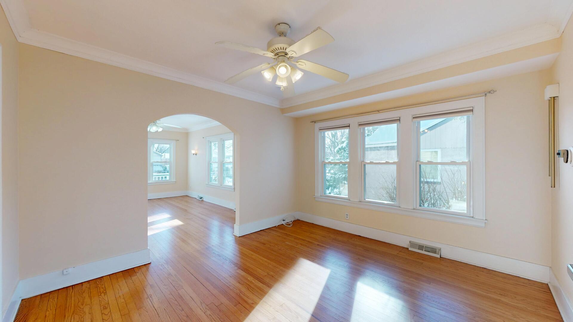 4512 Saratoga Avenue, Downers Grove, IL 60515