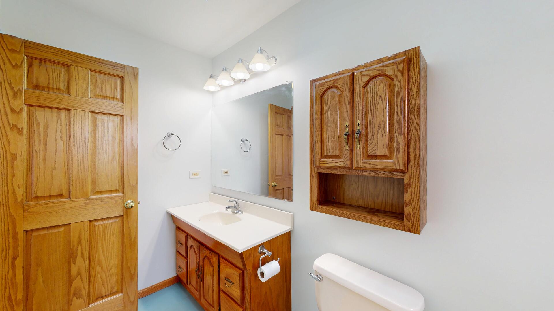 4512 Saratoga Avenue, Downers Grove, IL 60515