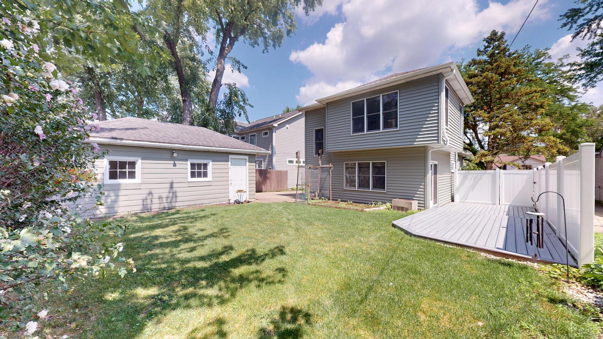 4512 Saratoga Avenue, Downers Grove, IL 60515