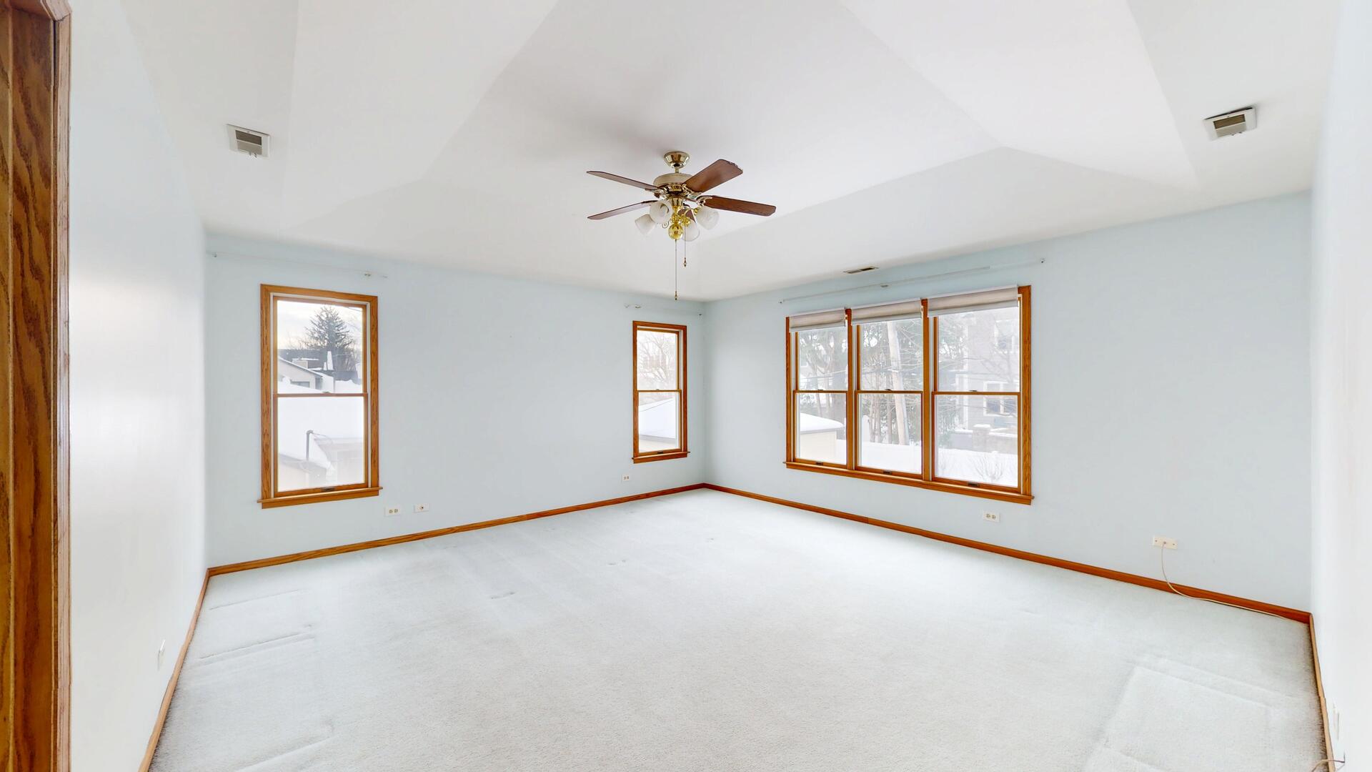 4512 Saratoga Avenue, Downers Grove, IL 60515