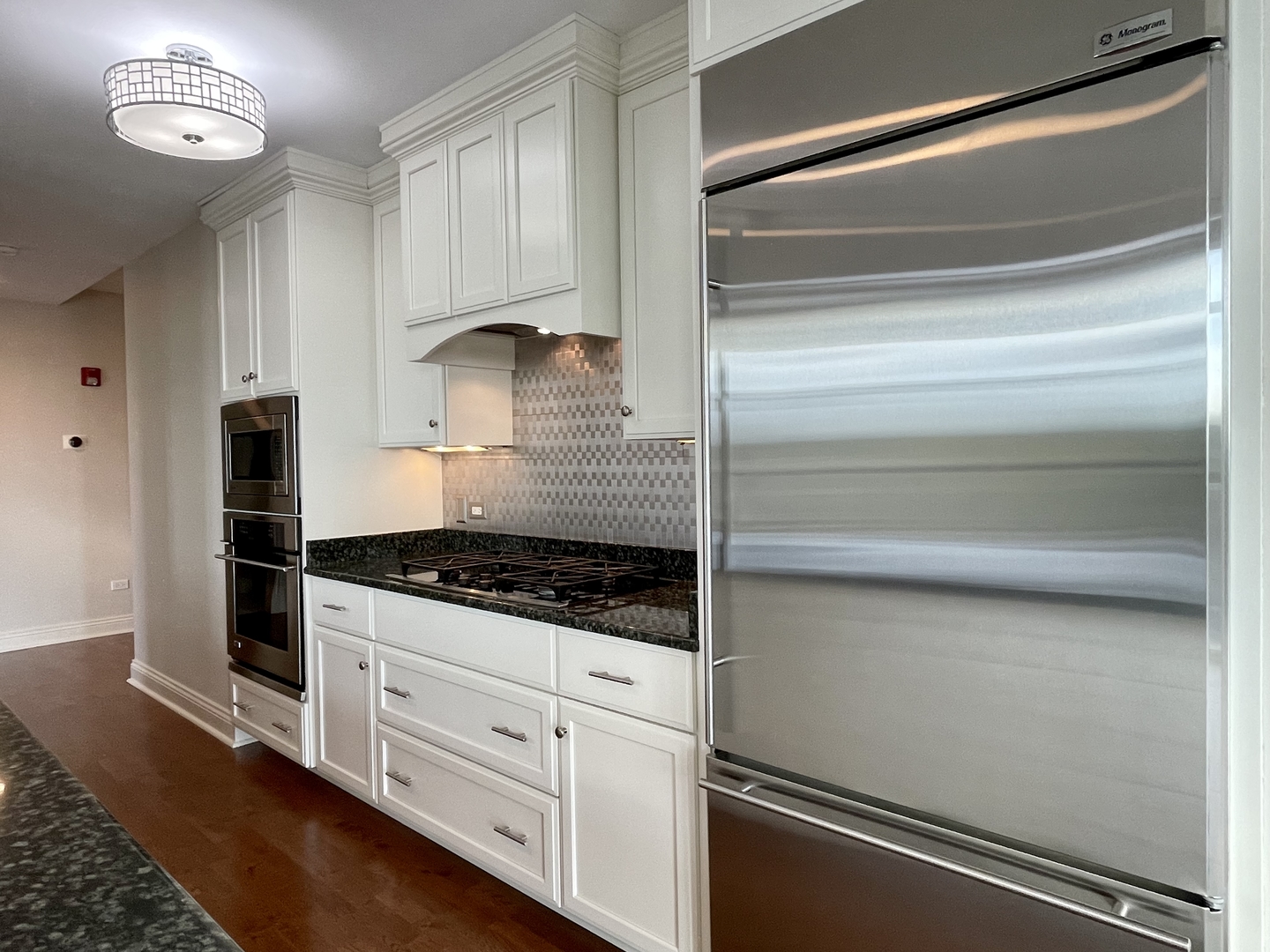 520 S WASHINGTON Street #604, Naperville, IL 60540