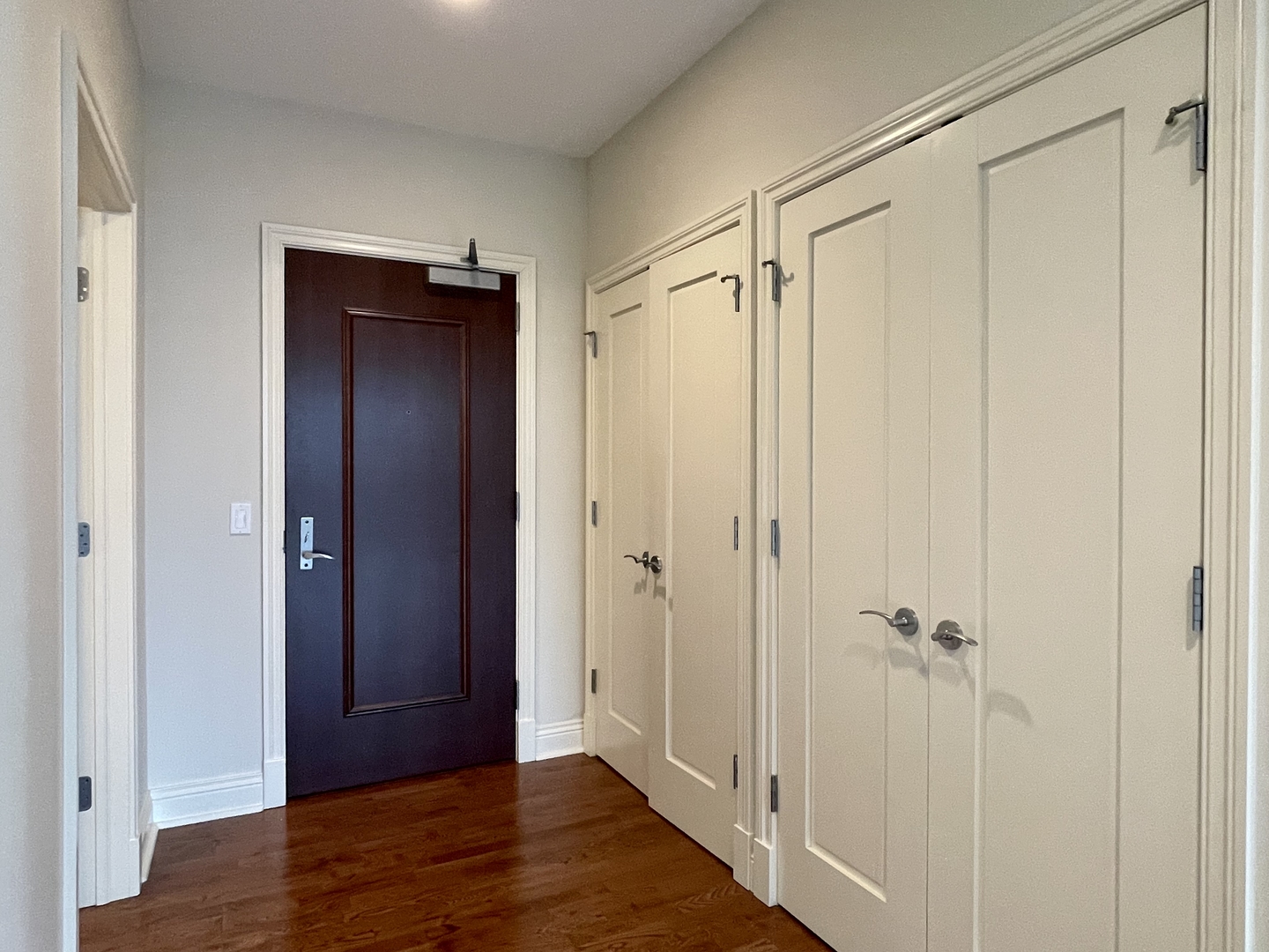 520 S WASHINGTON Street #604, Naperville, IL 60540