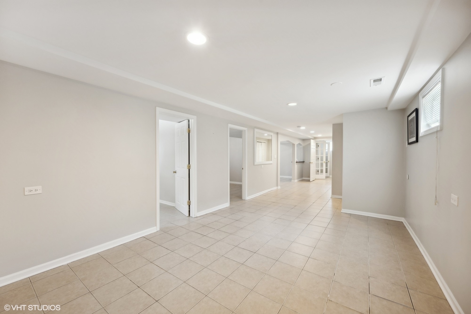 8152 Mayfield Avenue, Burbank, IL 60459