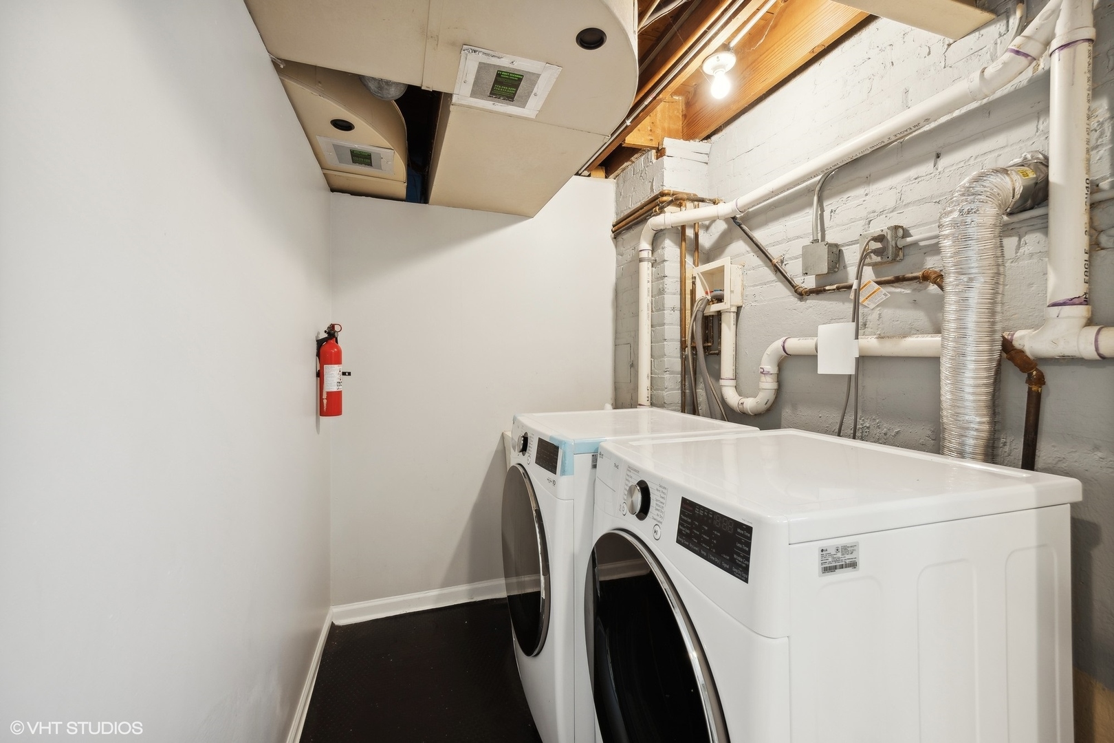 8152 Mayfield Avenue, Burbank, IL 60459