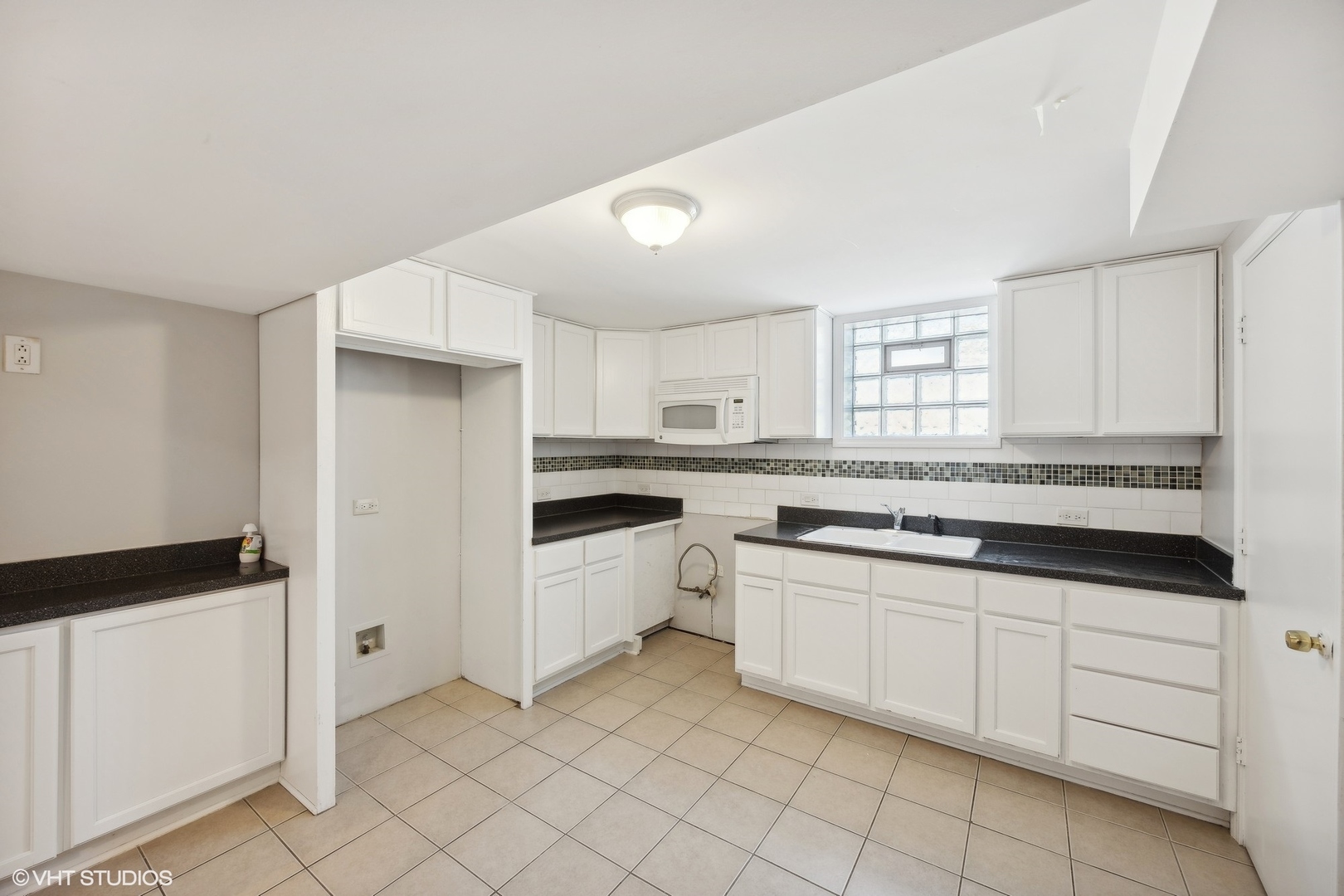 8152 Mayfield Avenue, Burbank, IL 60459