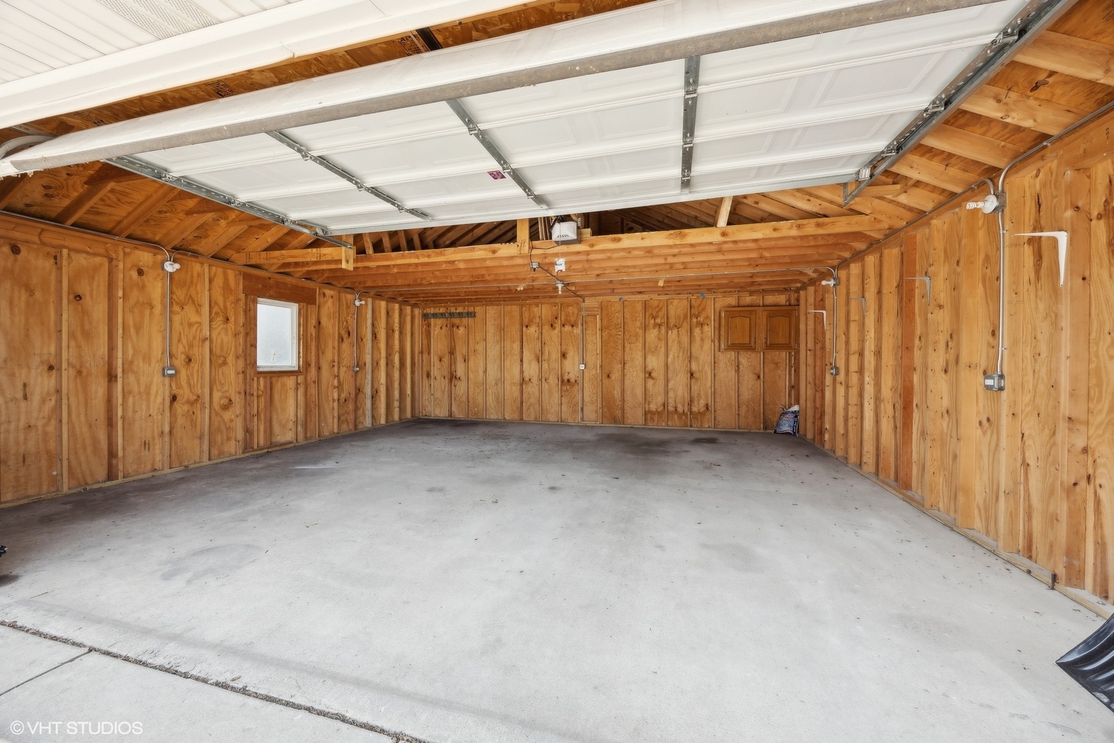 8152 Mayfield Avenue, Burbank, IL 60459