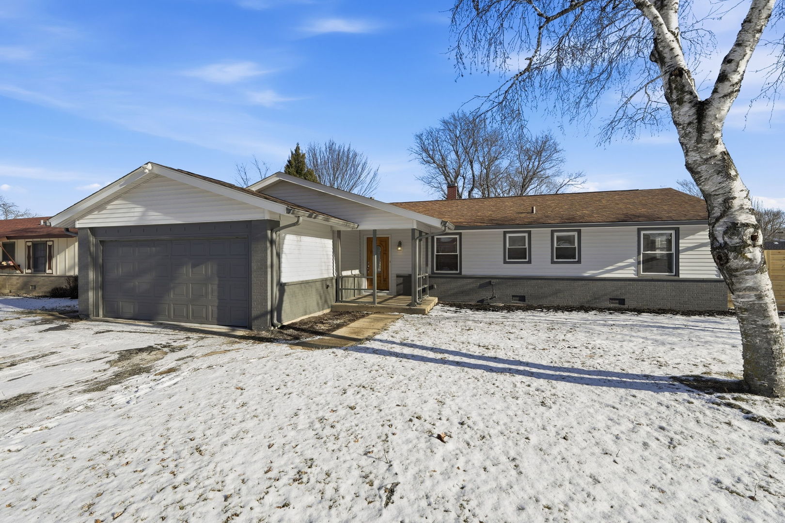 9 Forest Lane, Elk Grove Village, IL 60007