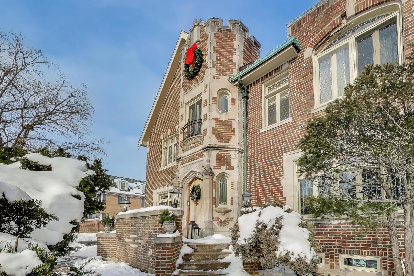 10162 S Longwood Drive, Chicago, IL 60643