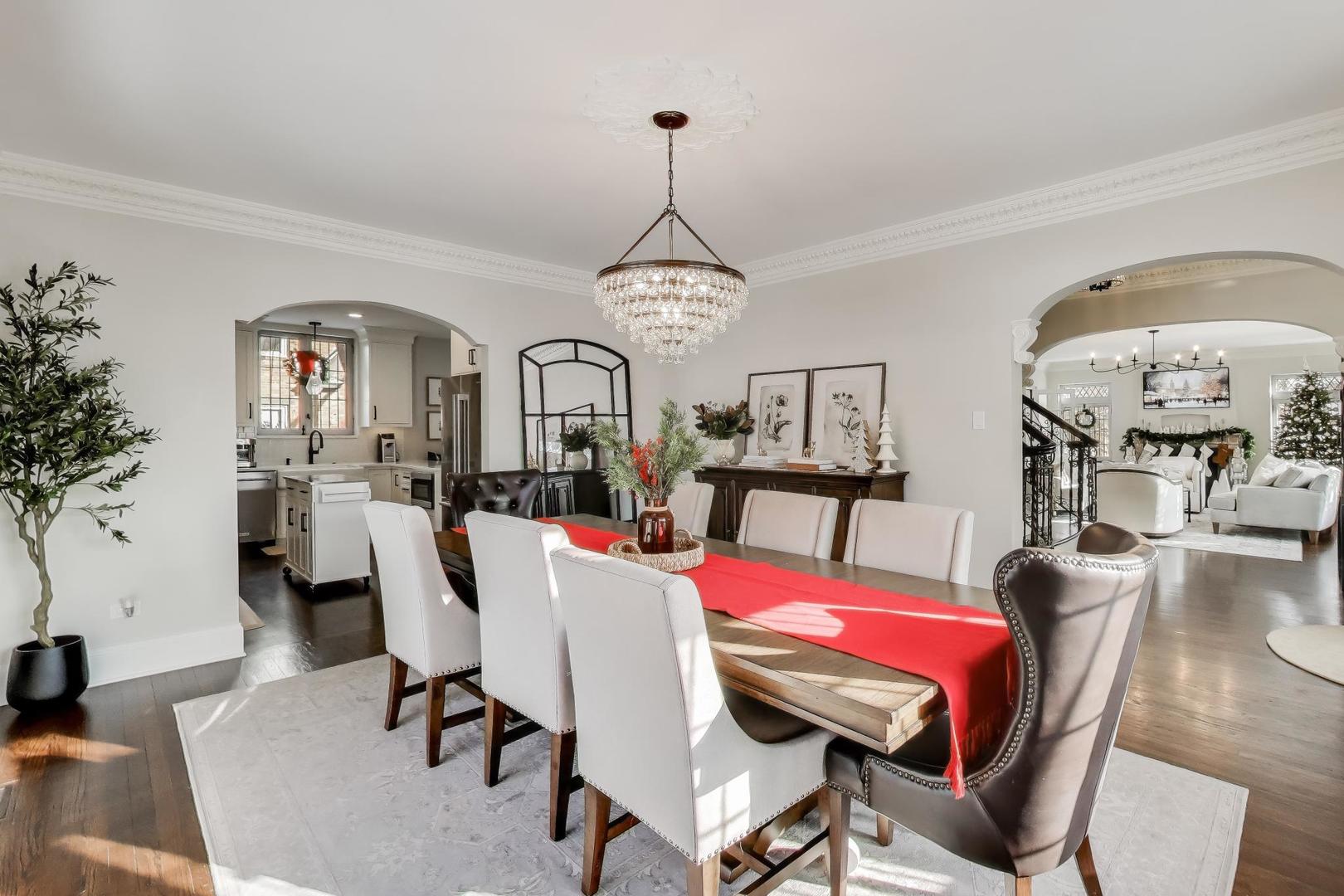 10162 S Longwood Drive, Chicago, IL 60643