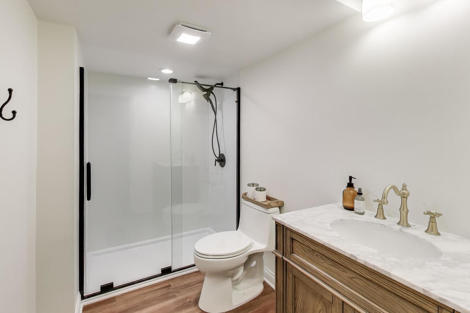 10162 S Longwood Drive, Chicago, IL 60643