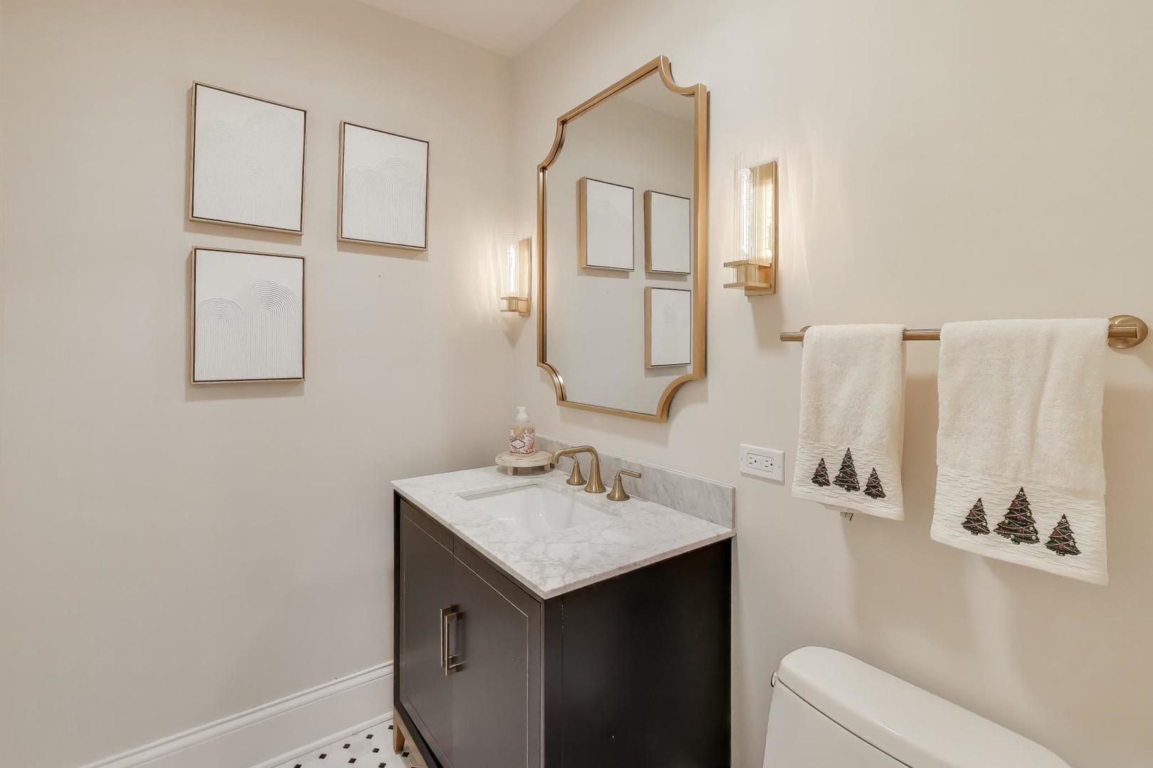 10162 S Longwood Drive, Chicago, IL 60643