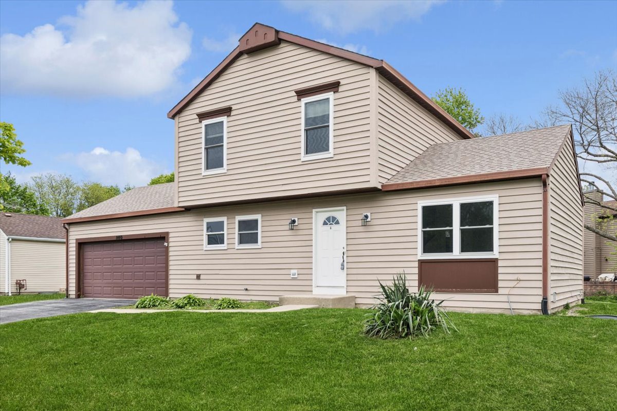 1440 CARLETON Avenue, Naperville, IL 60565