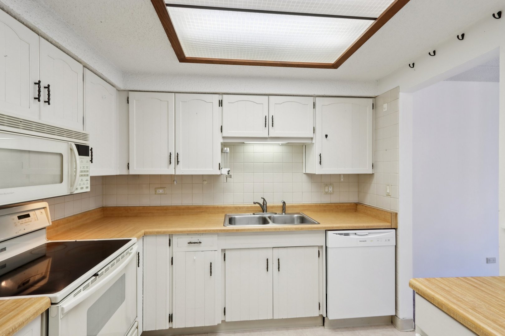 920 Vose Drive #106, Gurnee, IL 60031