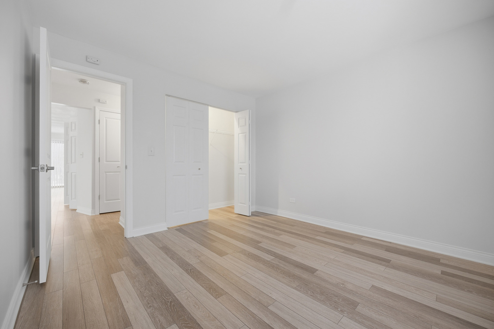 2556 Waterbury Drive #1905, Woodridge, IL 60517