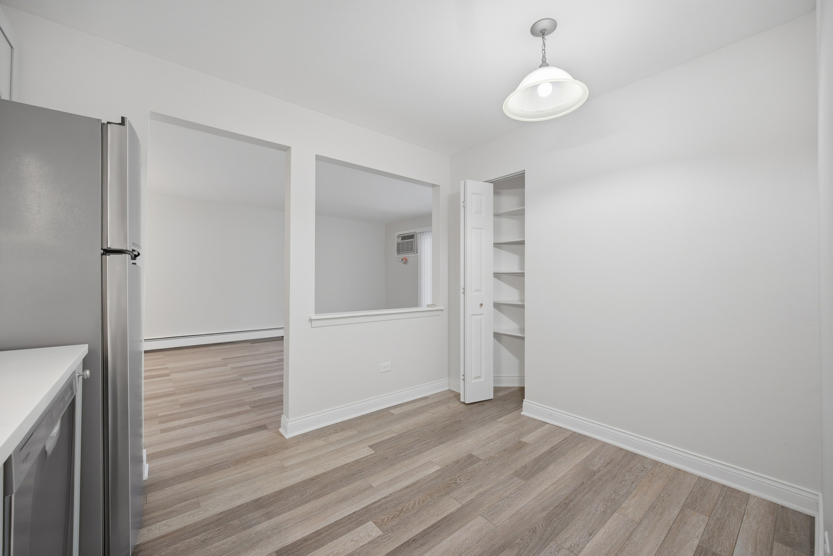 2556 Waterbury Drive #1905, Woodridge, IL 60517