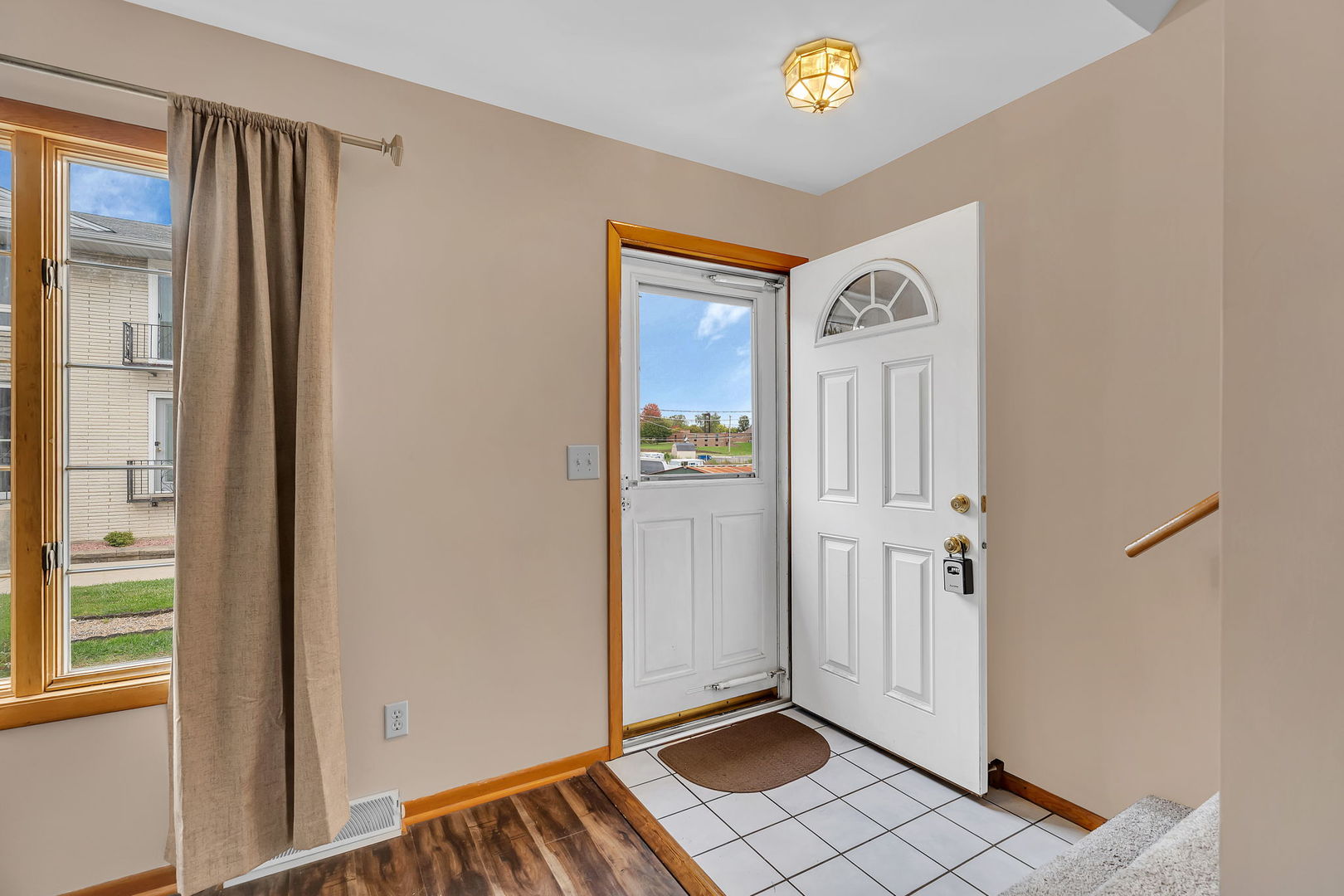 613 E 3rd Street, Lockport, IL 60441