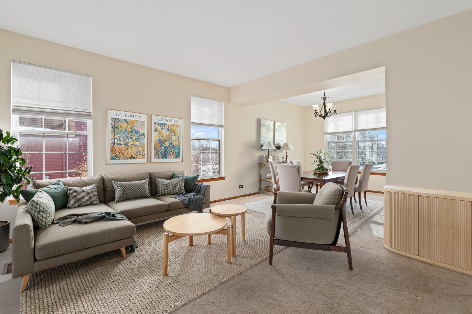 178 Mistwood Lane, North Aurora, IL 60542