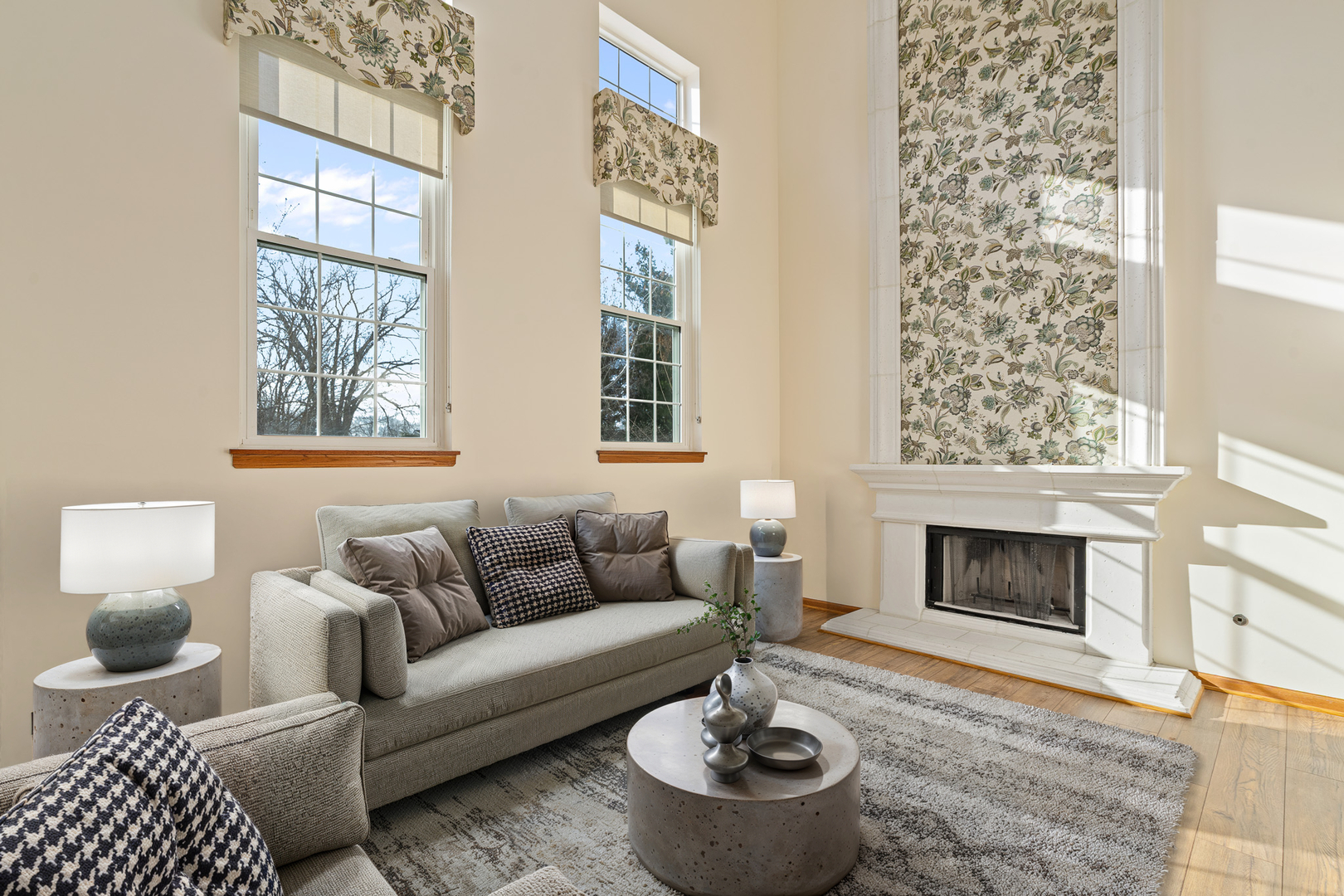 178 Mistwood Lane, North Aurora, IL 60542