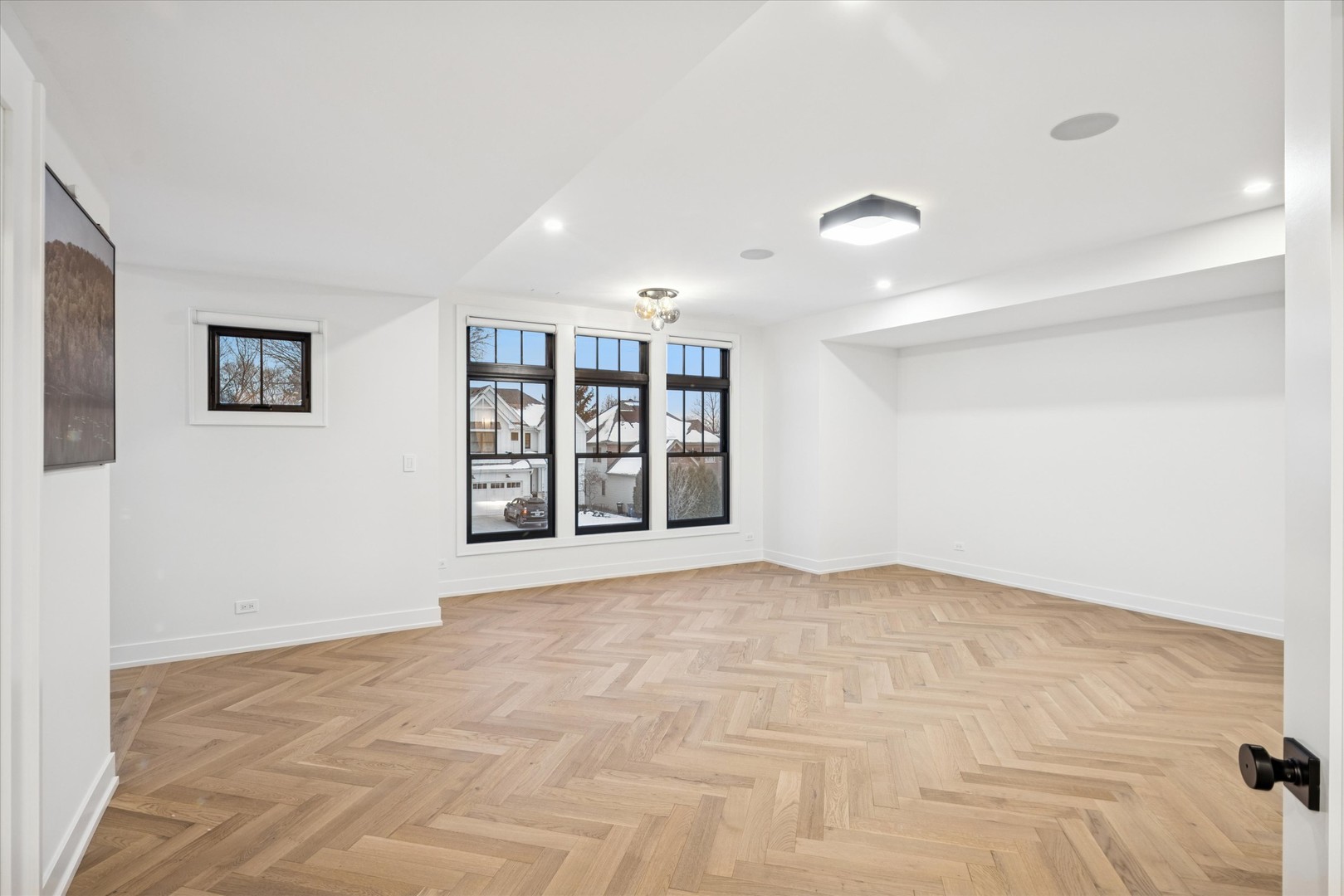 284 N Highland Avenue, Elmhurst, IL 60126