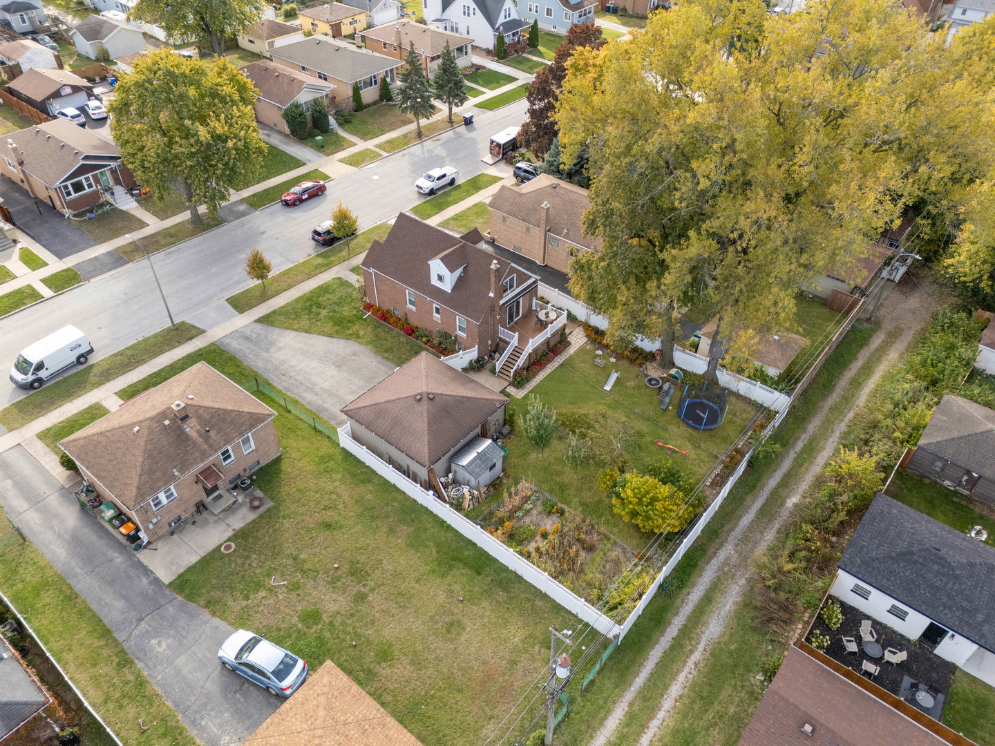 2720 W 97th Street, Evergreen Park, IL 60805