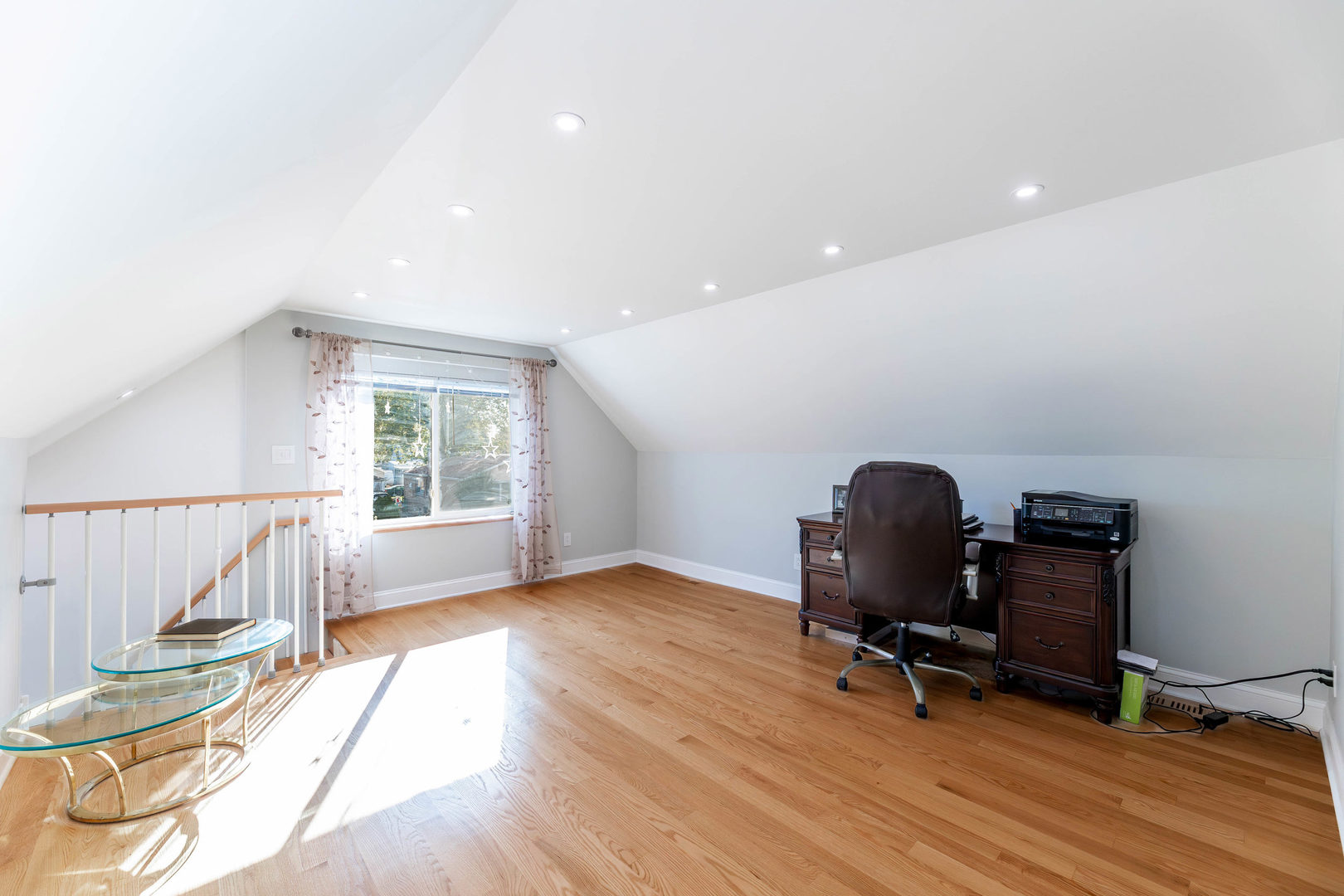 2720 W 97th Street, Evergreen Park, IL 60805