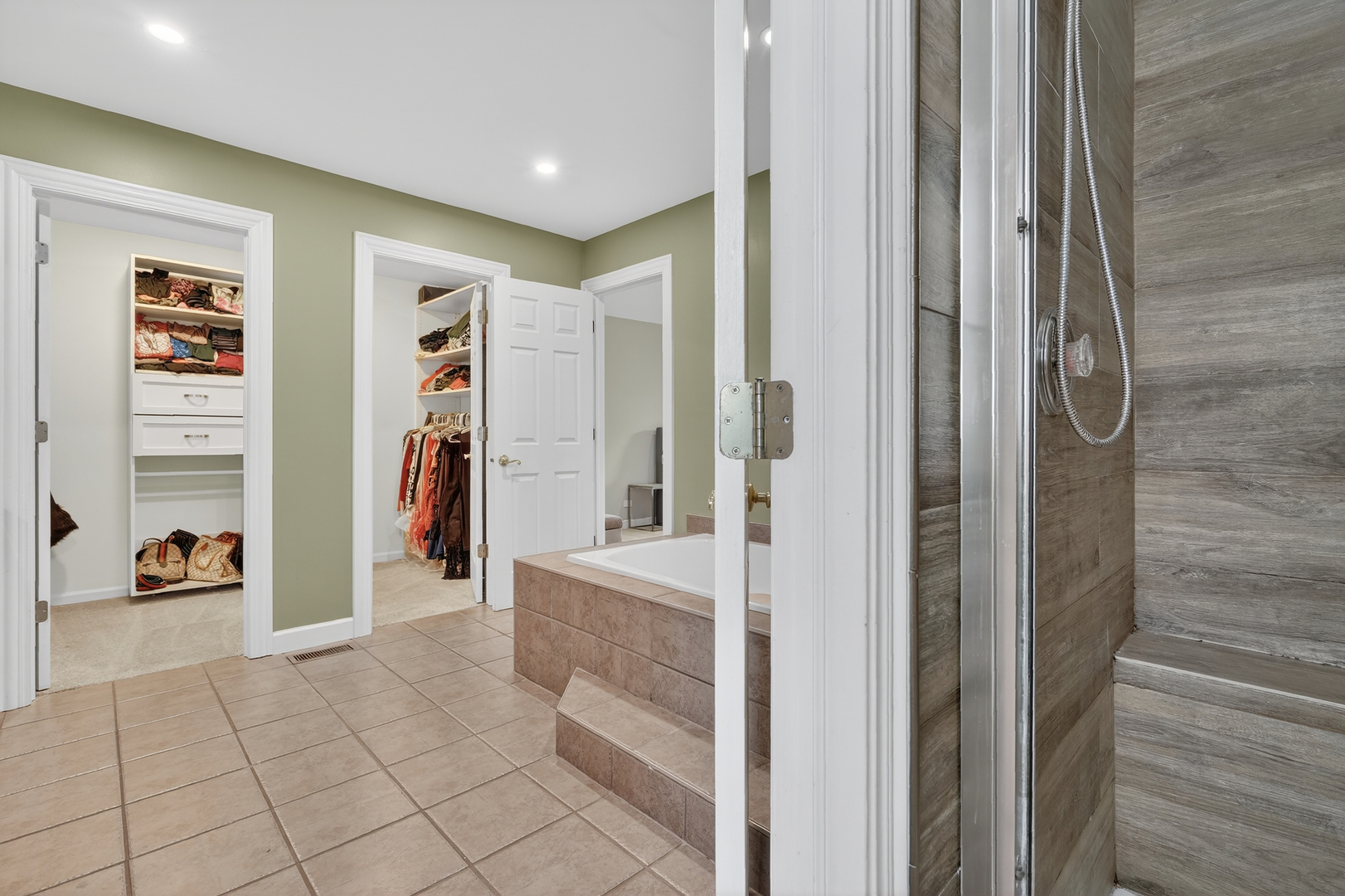 1920 Jester Lane, Algonquin, IL 60102