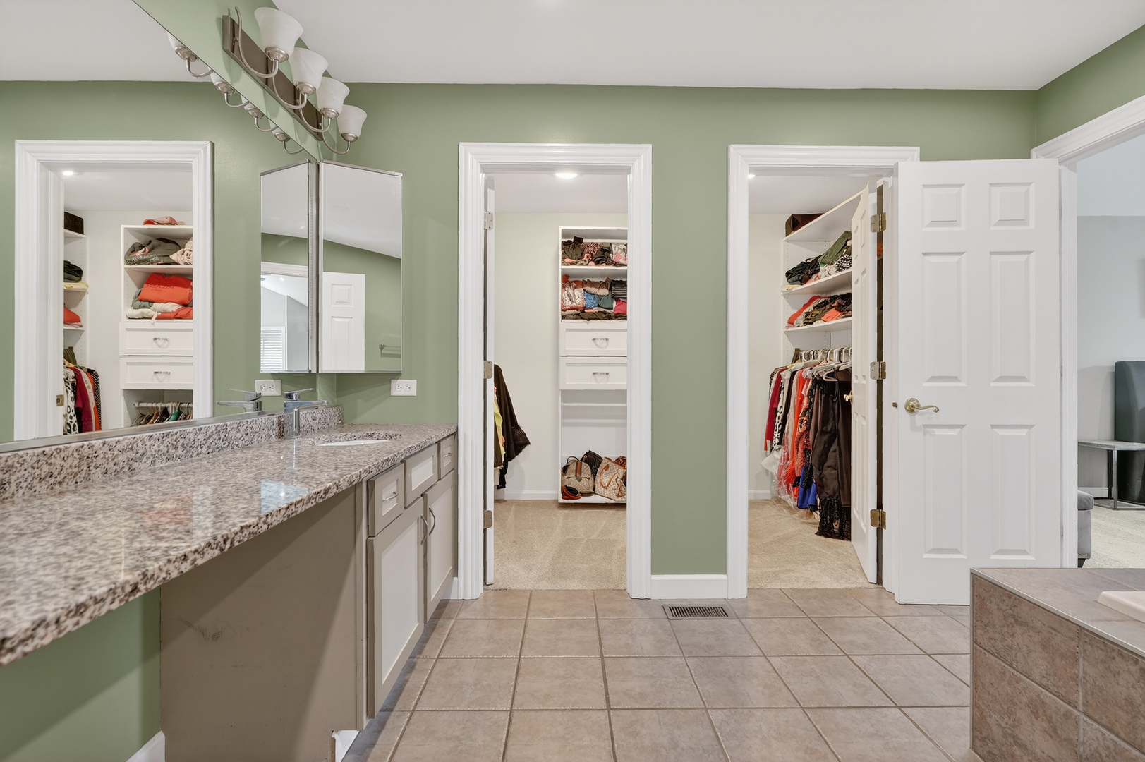 1920 Jester Lane, Algonquin, IL 60102