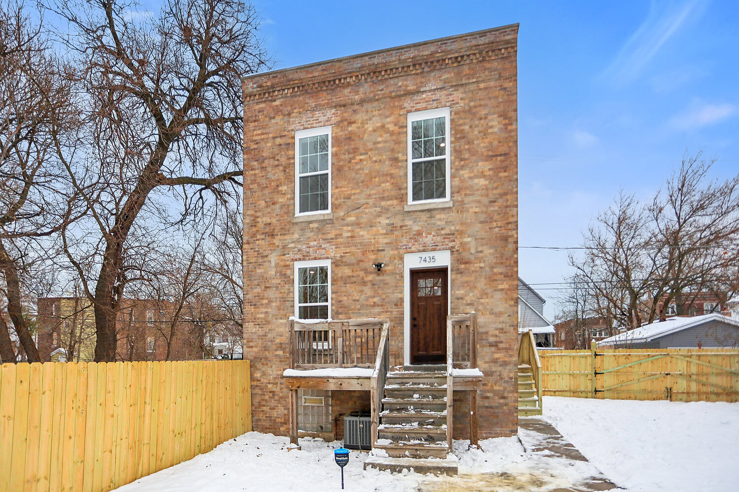 7435 S Kimbark Avenue, Chicago, IL 60619