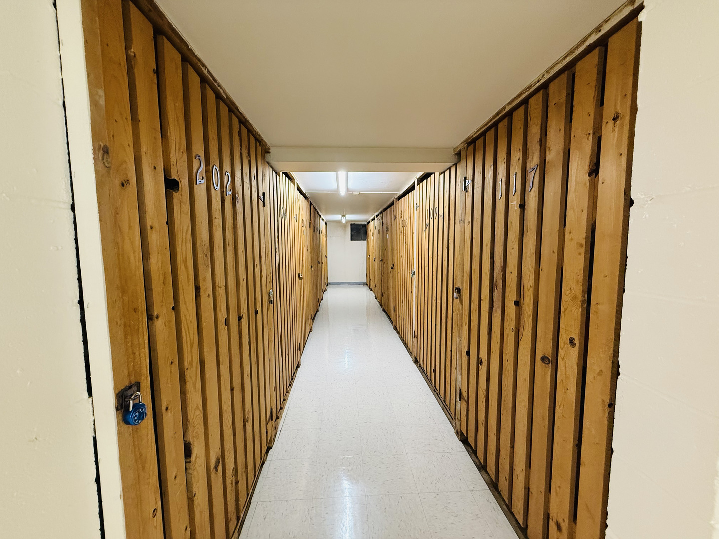 4250 Saratoga Avenue #L305, Downers Grove, IL 60515