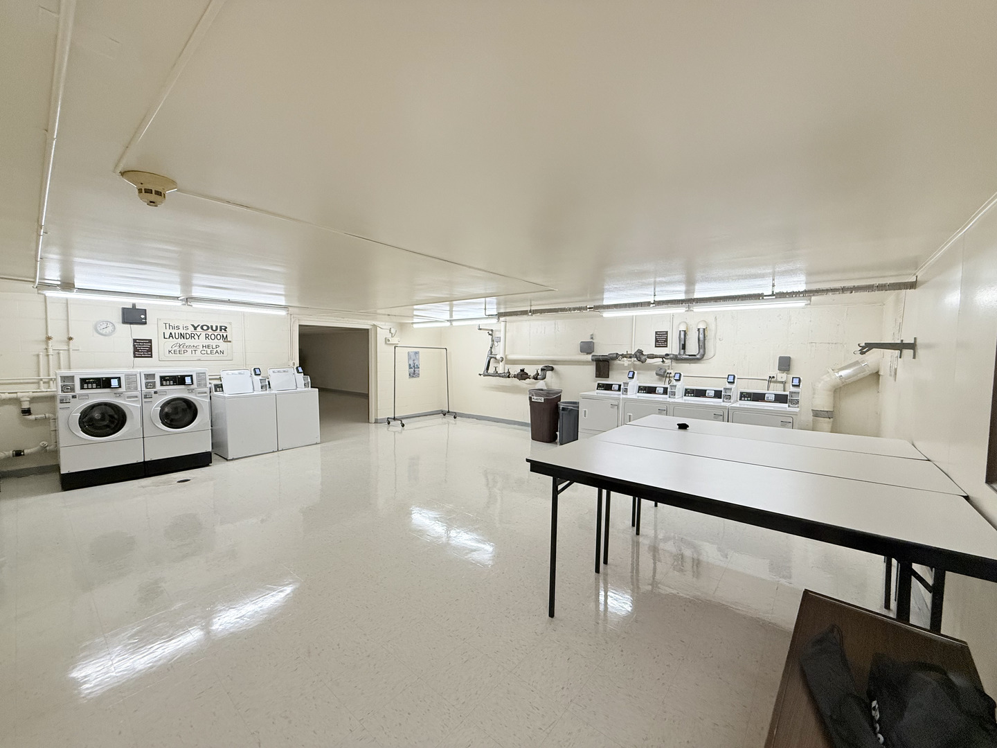 4250 Saratoga Avenue #L305, Downers Grove, IL 60515