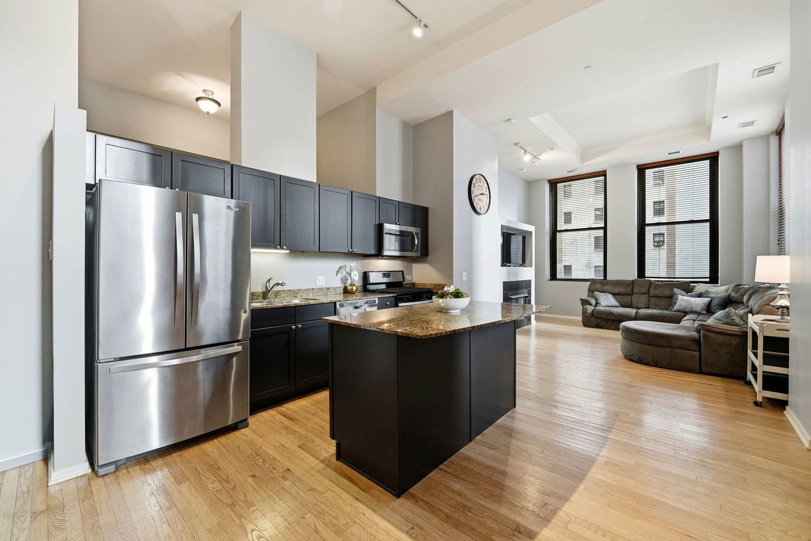 208 W Washington Street #611, Chicago, IL 60606