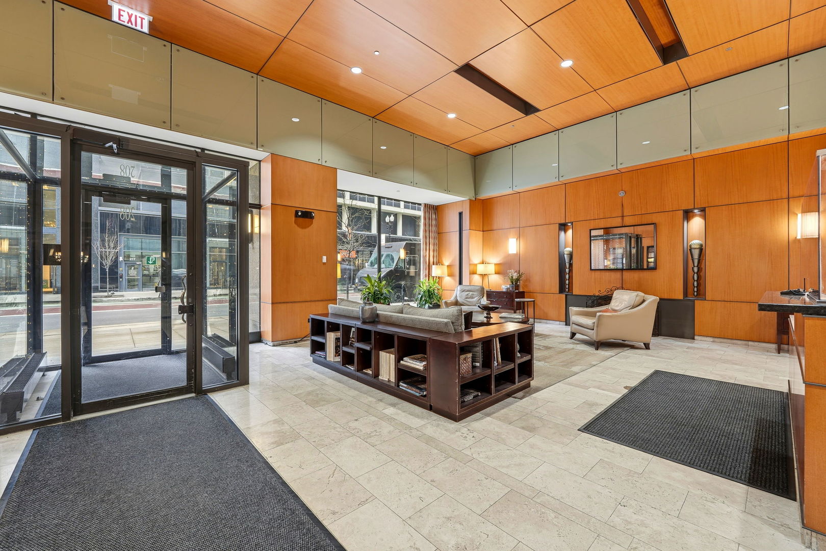 208 W Washington Street #611, Chicago, IL 60606