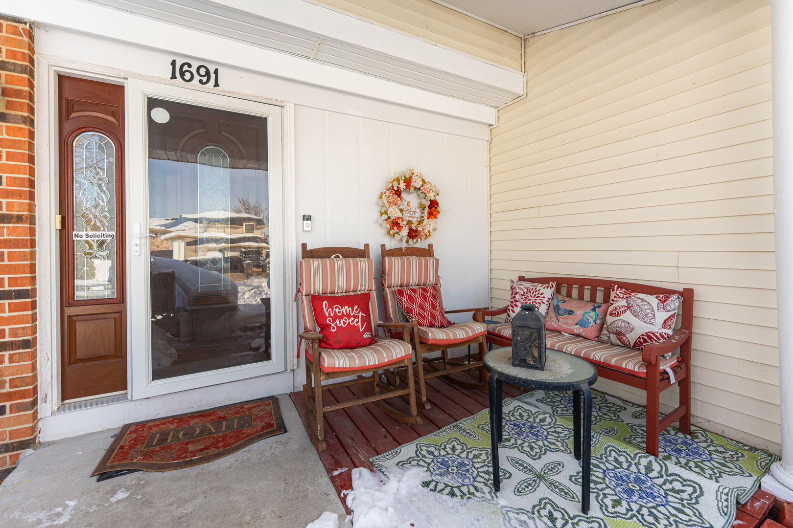 1691 Berkshire Street, Glendale Heights, IL 60139