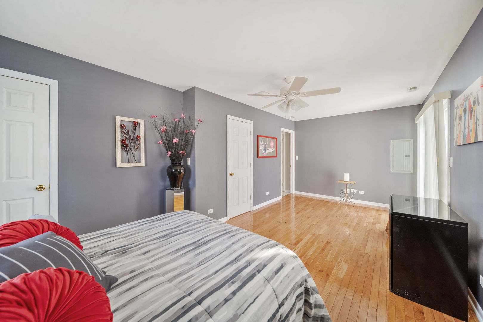 614 N La Londe Avenue, Lombard, IL 60148